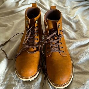 Men’s boots